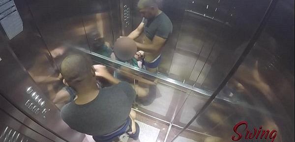  Sorayyaa e Leo Ogro foram pegos fudendo no elevador
